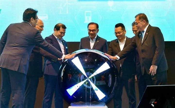 拉菲茲：料10月召開能源理事會首次會議