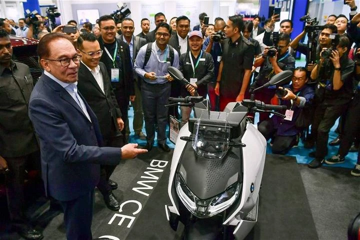 撥款2億能源轉型種子資金　安華：政府建築將節能改造