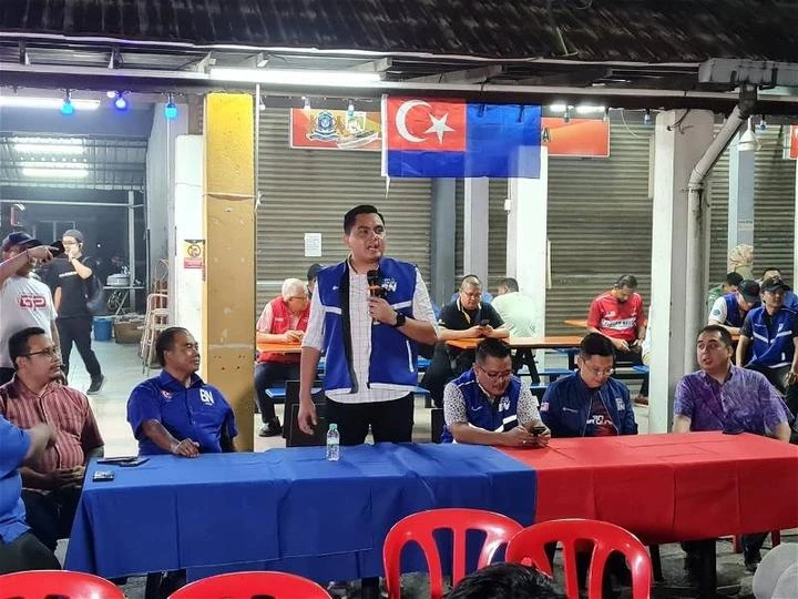 【柔雙補選】巫青團長：用紅藍潮對抗國盟綠潮　說服巫統基層支持希盟候選人