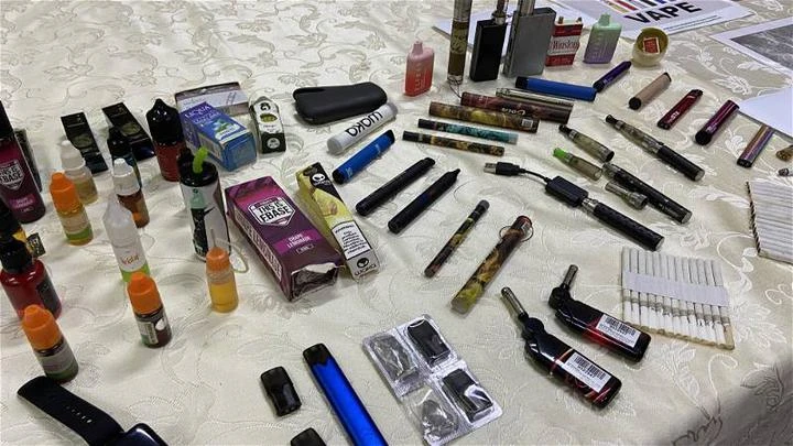 學生戴智能手錶電子菸上學　檳消協：避開老師檢查