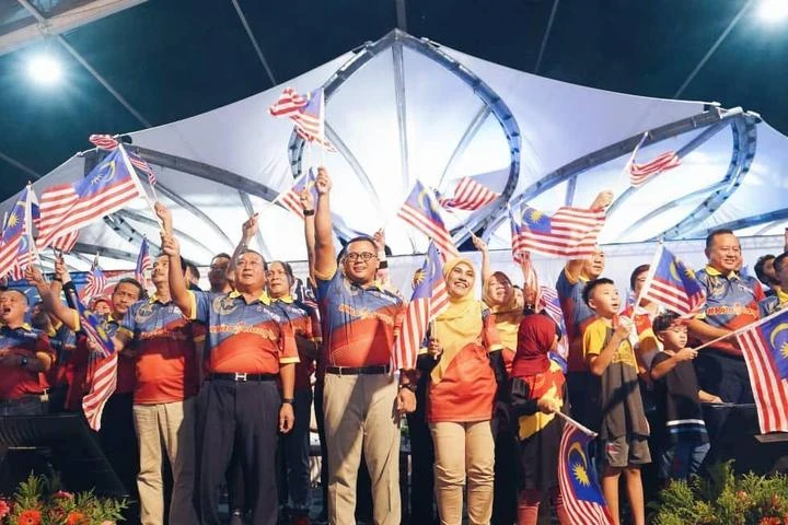 唾棄政治鬥爭和甘榜冠軍心態　雪大臣吁民團結致力國家發展