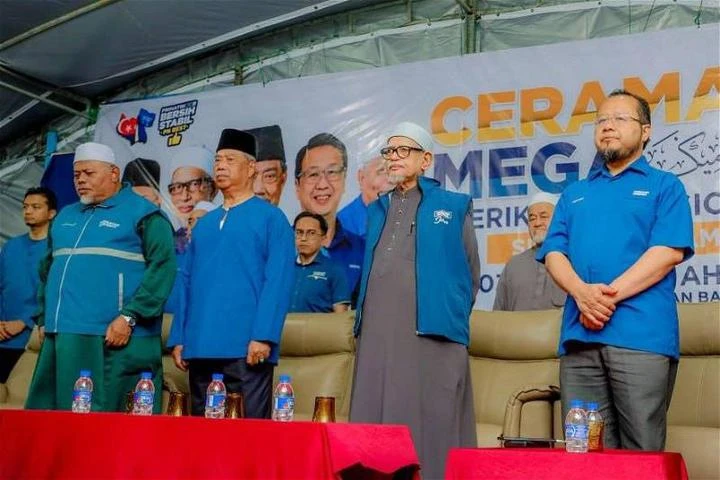 【柔雙補選】慕尤丁：團結政府限制國盟發言　動輒警車恭候