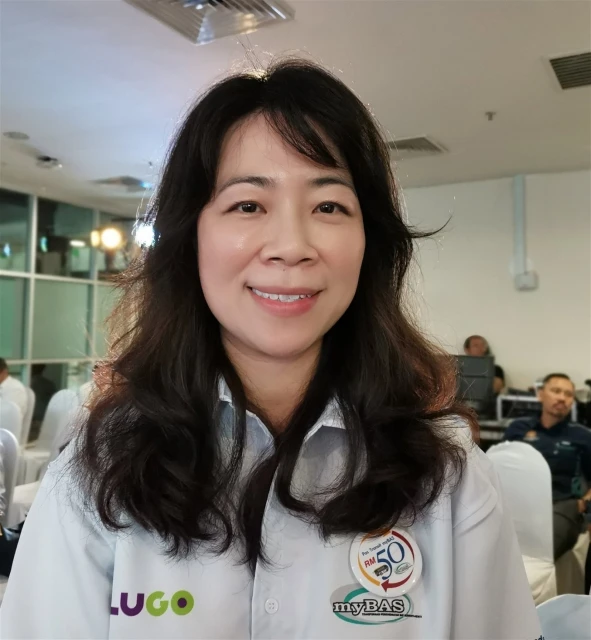 【柔雙補選】黃巴士推返鄉投票巴士 新邦二南遊子反應冷淡