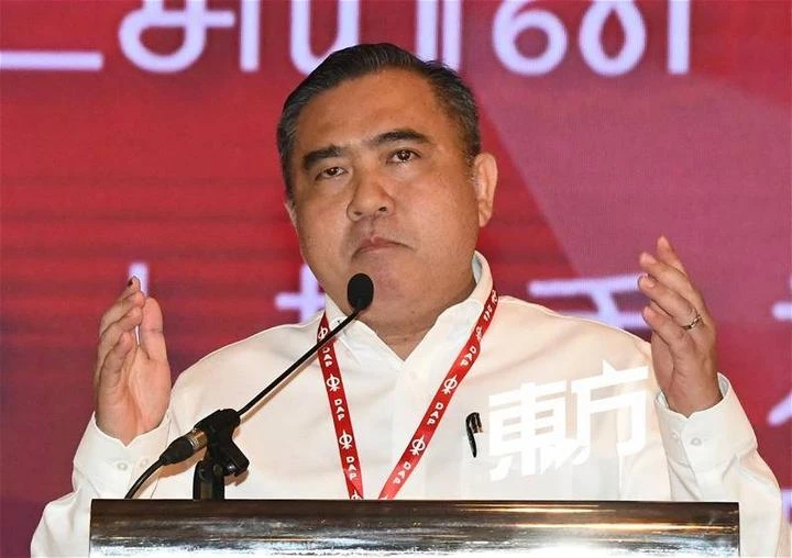 過去曾讚揚行動黨捍衛馬來語　陸兆福揶揄敦馬健忘