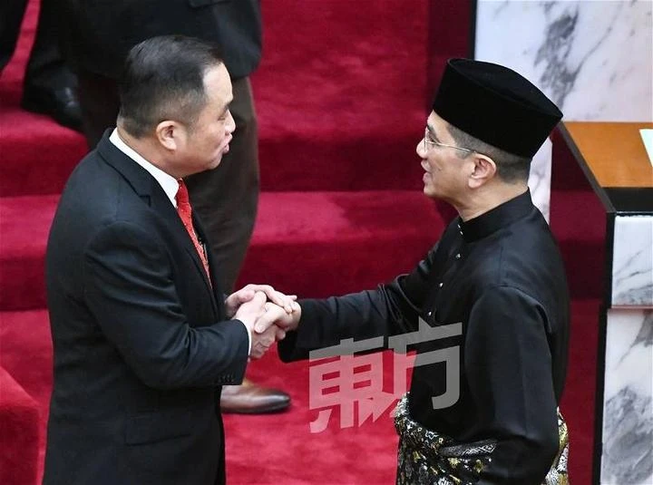 阿茲敏任雪州反對黨領袖　促雪州議會檢討服飾條規