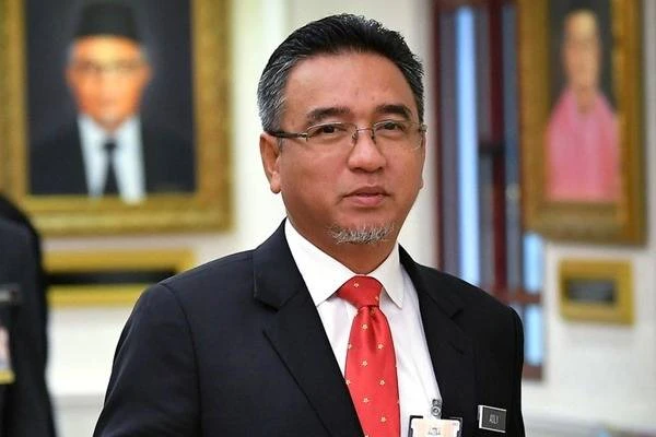 消息：阿德里將任內貿部長 