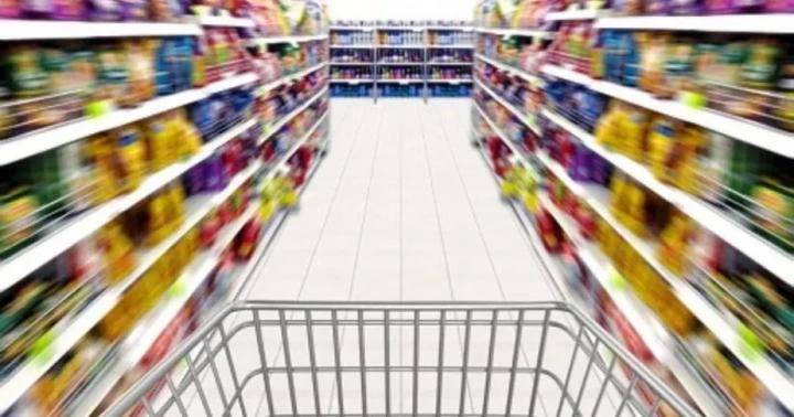 女子超市購物　售價竟比標價貴一倍