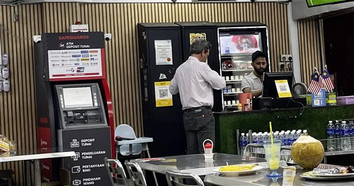 嘛嘛餐廳裝提款機　網贊跟上潮流