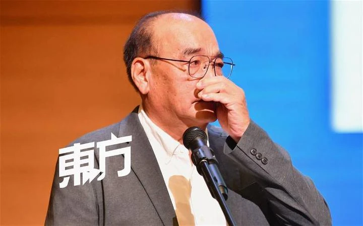 300人出席緬懷吳建成校長　昔日戰友憶起當年情泣不成聲