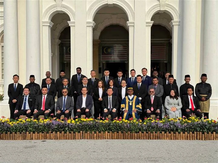 23檳島市議員宣誓就任　曹觀友：隨政治意願去做就對了