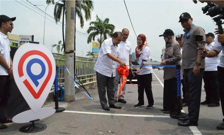 居林精明停車系統3.0推介禮　納茲曼：增找停車位與投訴功能