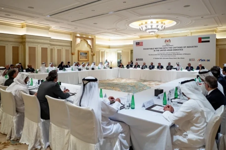 能源轉換政策矢成東南亞之最　安華：大馬重回正軌利於經商