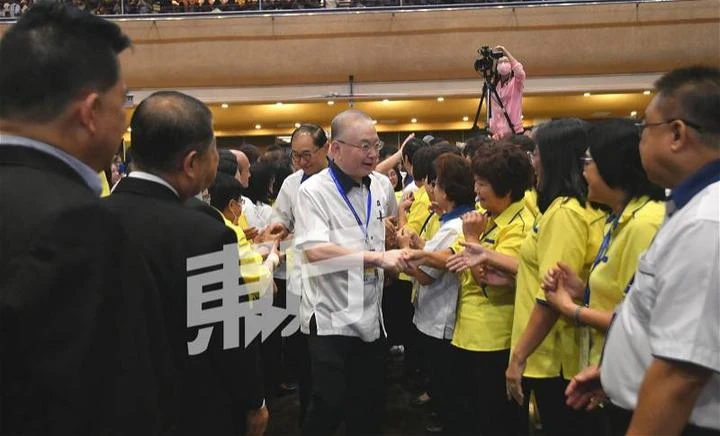 政府成員黨有人對馬華打小報告　魏家祥吁基層主動反擊