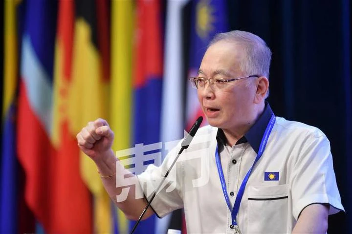 代表促遇事不要「閃」　魏家祥：馬華的字典里找不到「逃避」