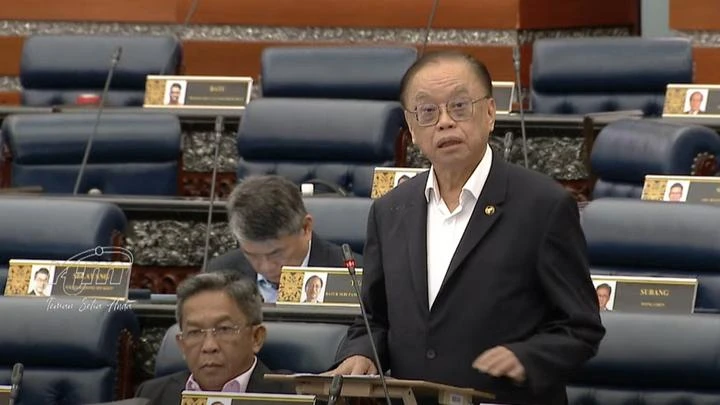 方貴倫以親身經歷為例　冀團結政府為反對黨議員提供撥款