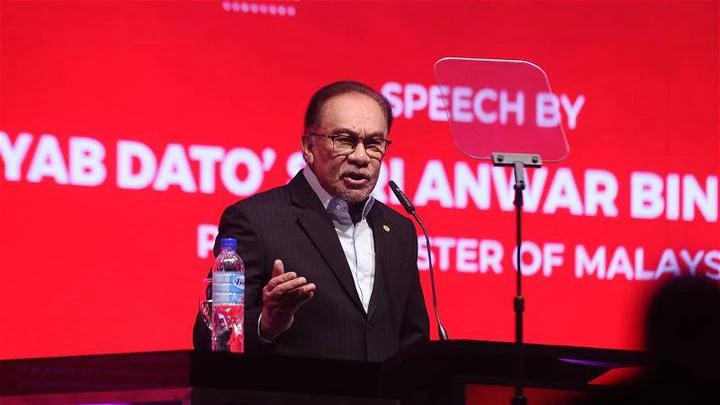 「馬來統治者已表達立場」 　安華：政府將向后座議員解釋公民權修憲案