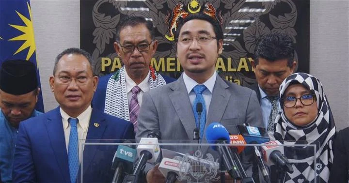 袁懷紹揭「拿督」中間人賄賂威脅　施壓逾10名反對黨議員支持安華