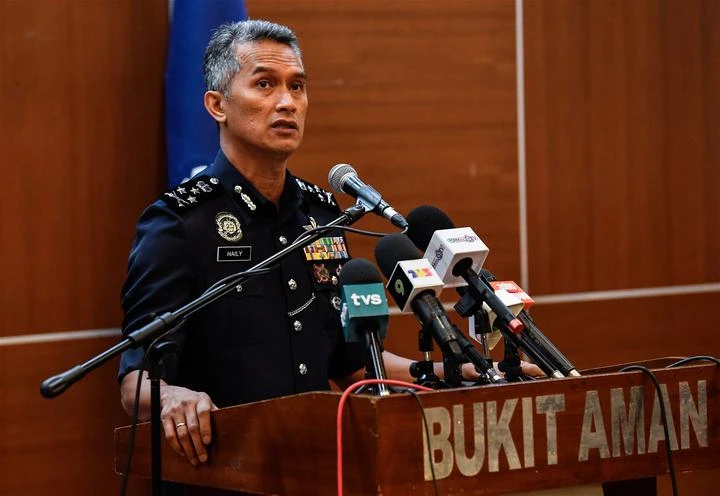 警方：西魯仍列紅色通緝令名單