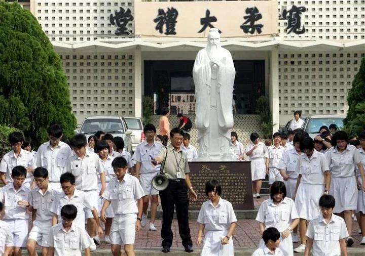 【獨家】柔8獨中落實上課5天制　中化及培華最快2025年落實