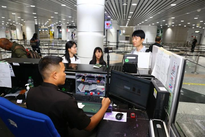 今起中印來馬可免簽逗留30天　移民局新設14櫃檯確保入境流程順暢