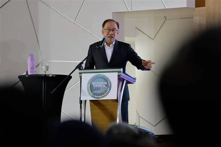 駁斥巫統仍未獲巫裔信任說法　安華：甘馬挽補選得票率已增加