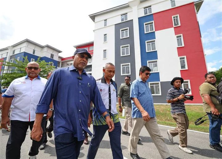 與大專討論學生宿舍問題　贊比里：大學疫情受控制