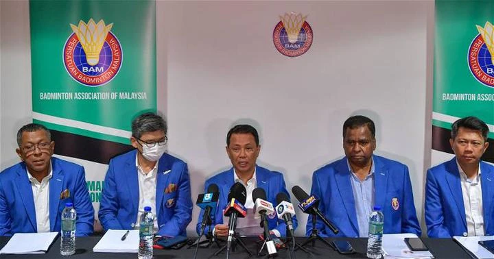 接受楊巧雙挽留　諾扎留任羽總會長