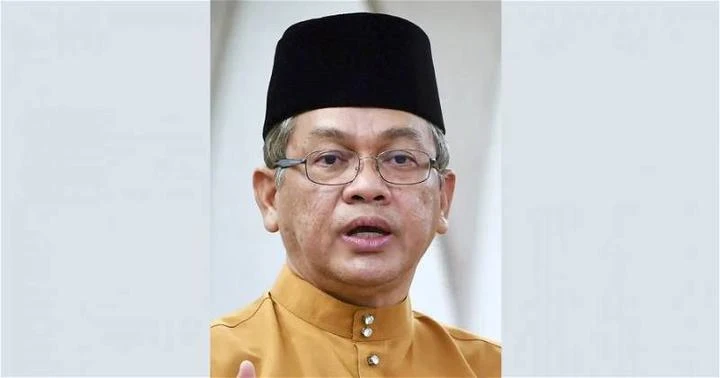 清真認證沒禁止蛋糕寫「聖誕快樂」　宗教部長：Jakim需立即澄清