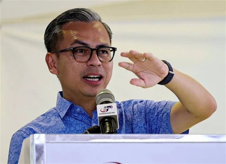 法米：通訊數碼部一分為二　非為拯救政治生命