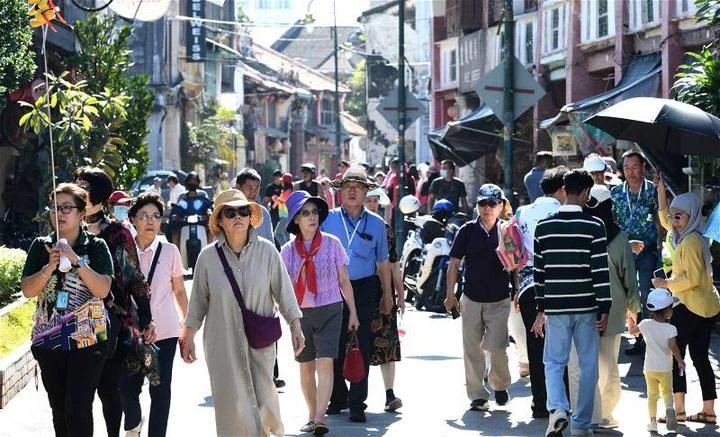 中國駐馬使館今年發26萬簽證　免簽首日1113大馬人赴華