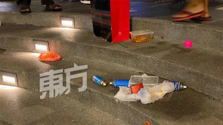 聖誕慶祝活動後垃圾滿地　Bukit Bintang變「Bukit Sampah」