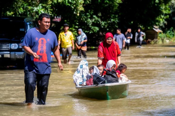 大馬丹登彭柔4州　災黎減至9690人