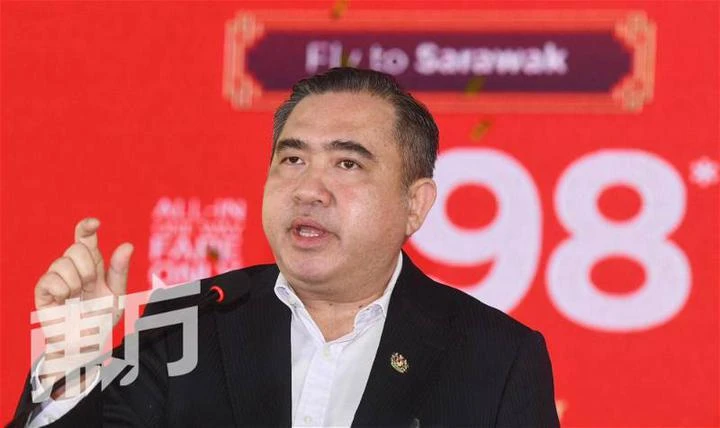 交長：政府已設機制　防航空公司索取超額補貼