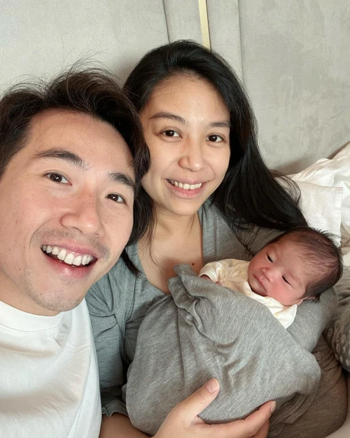 當新手媽媽「1周哭了3次」　關萃汶慶幸老公葉朝明是「好隊友」