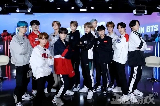 韓國玩家太猛了！在遊戲公司前披麻戴孝，給擺爛戰隊送了一車花圈