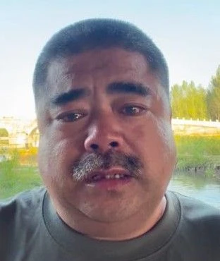 演員賣茶蛋、愛豆炸串?聊聊千年來的「地攤經濟」