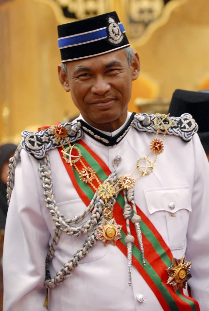 馬國VIP級人物打選戰？消息: 包括兩名前警察一哥