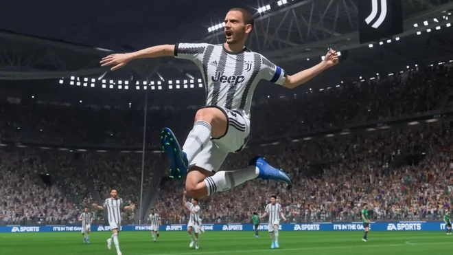 在遊戲中拿到一支足球隊的版權究竟有多困難?