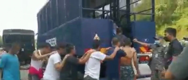 逾500名外勞逃出扣留營穿越大道　4成人2小孩被車撞斃