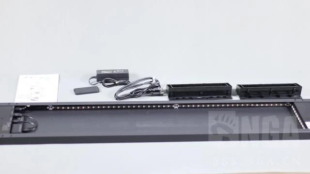 LANQ PCDOCK PRO MAX增高架開箱