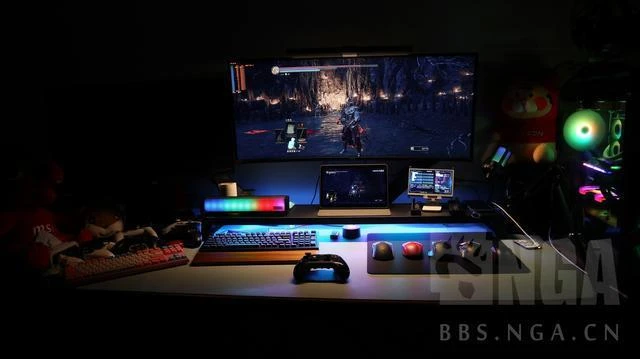 LANQ PCDOCK PRO MAX增高架開箱