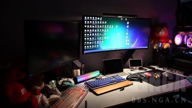 LANQ PCDOCK PRO MAX增高架開箱