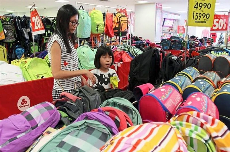 馬國小學生書包重達6公斤被教育部勒令減重　本地小學生的相對較輕