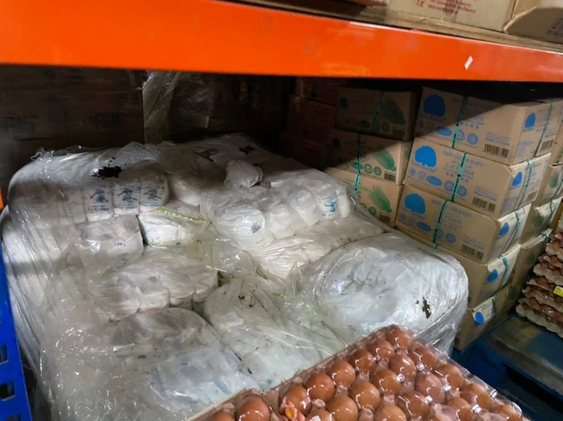 超市倉庫堆滿貓屎　甲衛生局下令關閉14天