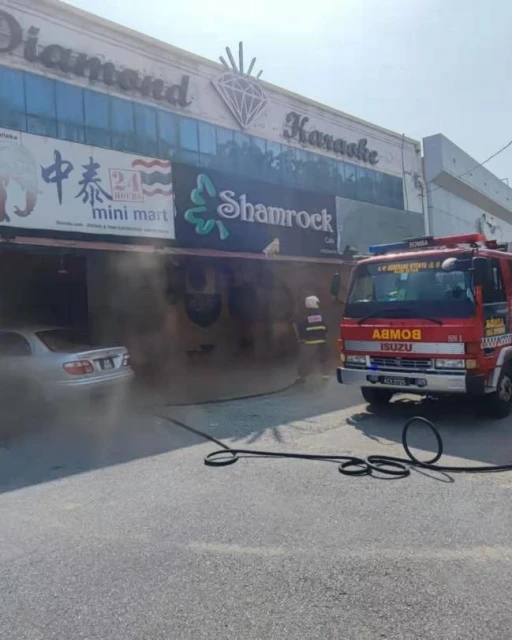 米都卡拉OK火災　19人逃離3男女受困