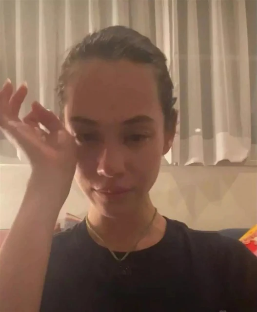 水原希子遭逼「露毛」拍床戲　爆親目睹製作人摸女星大腿