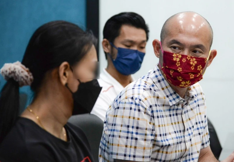 網上申請信用卡墜騙局　女經理拒付錢遭不法分子潑漆恐嚇