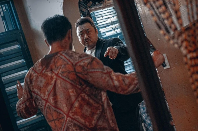 馬東石《犯罪都市2》再用拳頭教訓壞人　孫錫求首演反派喊怕怕