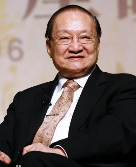 對於武俠迷來說，金庸留下的最大財富是什麼？