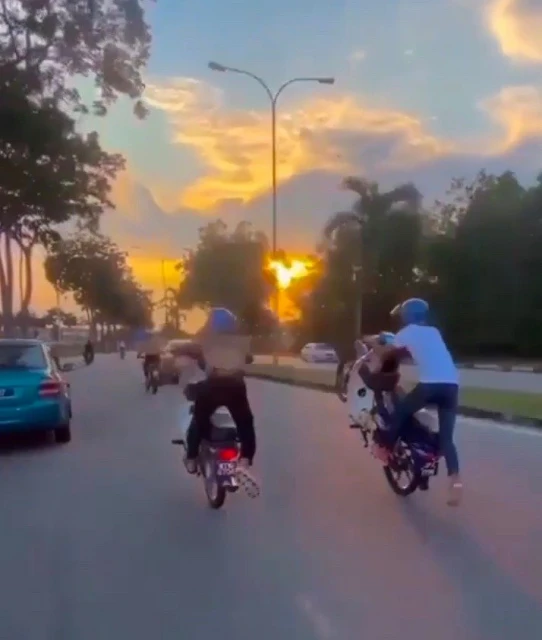 視頻發到社交媒體炫技 摩哆騎士危險騎行被捕